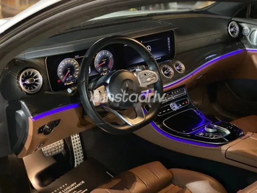 Mercedes E 300 2019 White Used for Sale - 7