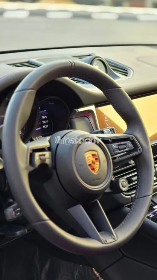 بورش ماكان 2025 أسود مستعملة للبيع - 5