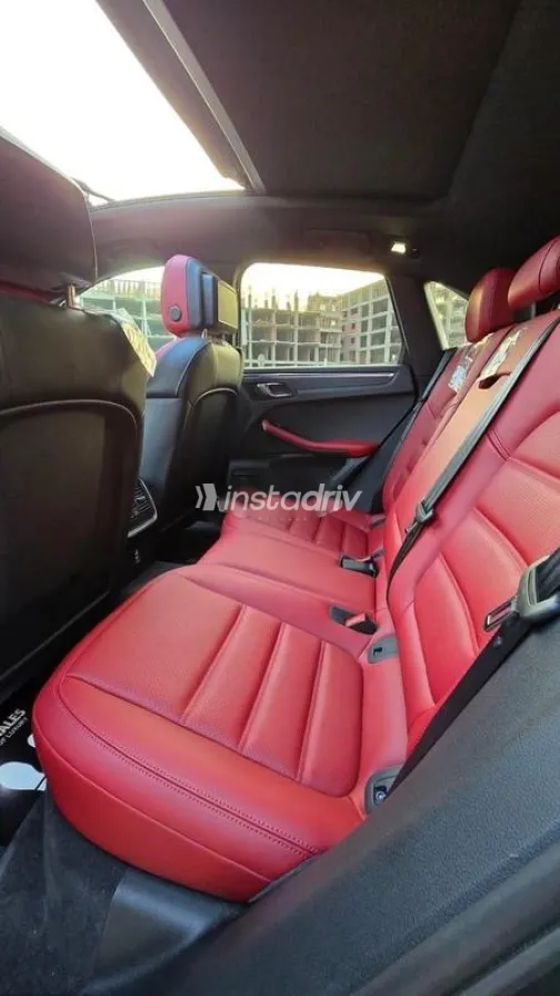 بورش ماكان 2025 أسود مستعملة للبيع - 9