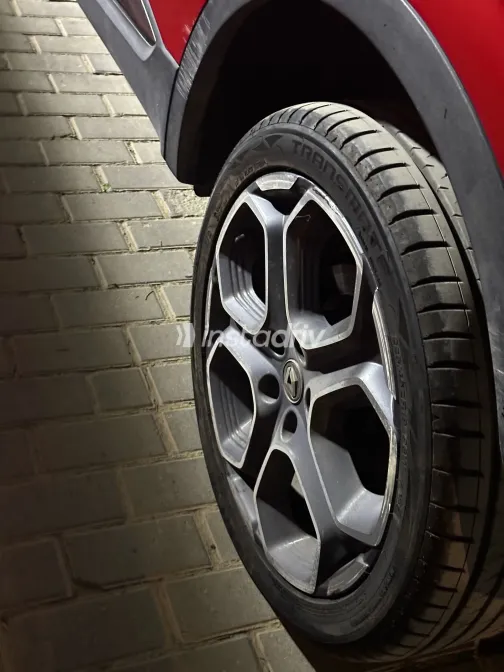 Renault Kadjar 2019 White Used for Sale - 4