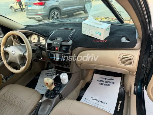 نيسان صنى 2007 أبيض مستعملة للبيع - 8