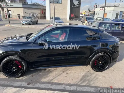 بورش كايين 2022 أبيض مستعملة للبيع - 6