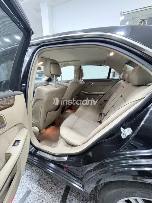 Mercedes E 300 2010 White Used for Sale - 6