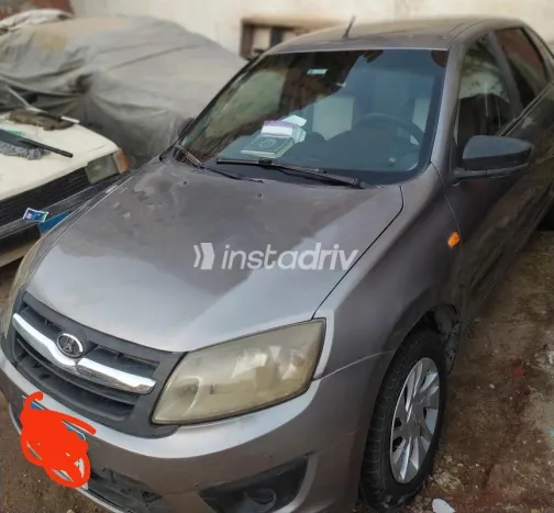 لادا جرانتا 2018 أبيض مستعملة للبيع - 2