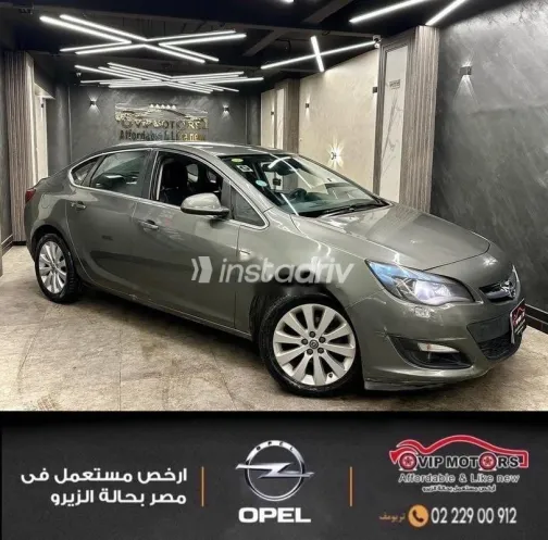 Opel Astra 2018 Gray Used for Sale - 2