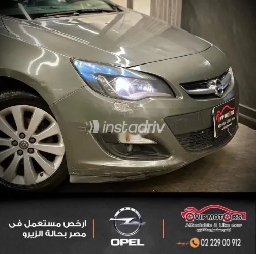 Opel Astra 2018 Gray Used for Sale - 5