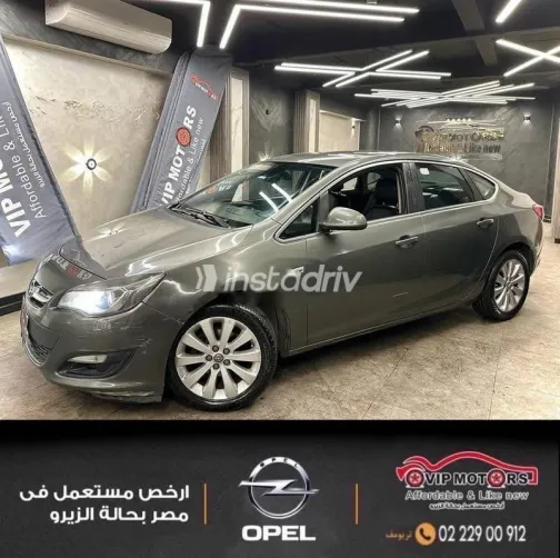 Opel Astra 2018 Gray Used for Sale - 7