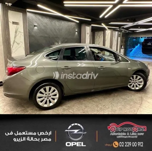Opel Astra 2018 Gray Used for Sale - 8