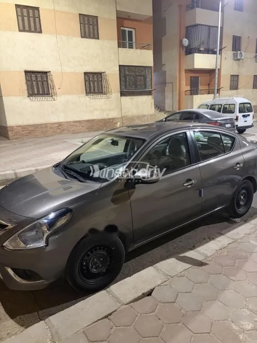 نيسان صنى 2026 أبيض مستعملة للبيع - 1