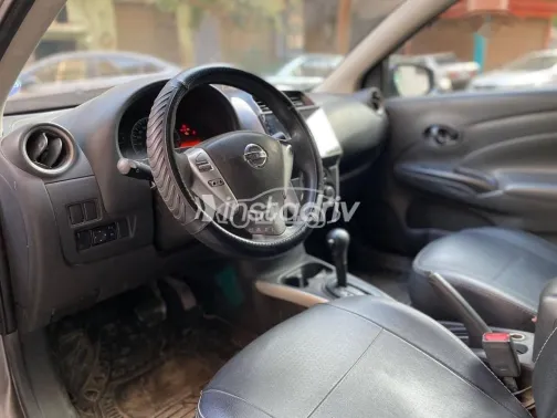 Nissan Sunny 2020 Silver Used for Sale - 2