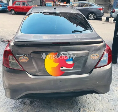 Nissan Sunny 2020 Silver Used for Sale - 10