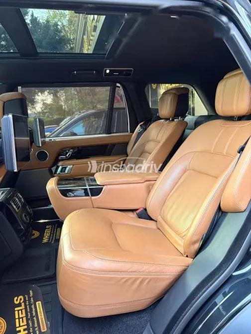 Land Rover Range Rover Vogue 2020 Black Used for Sale - 5