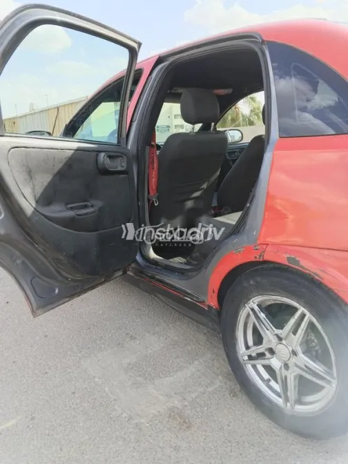 Opel Corsa 2003 Red Used for Sale - 3