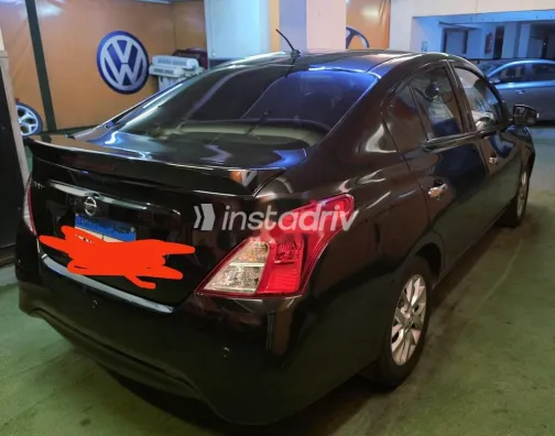 نيسان صنى 2023 أبيض مستعملة للبيع - 2