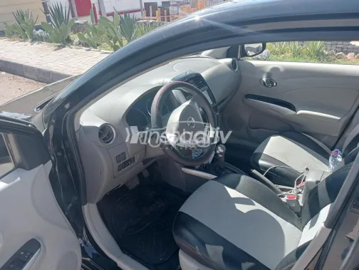 نيسان صنى 2023 أبيض مستعملة للبيع - 7