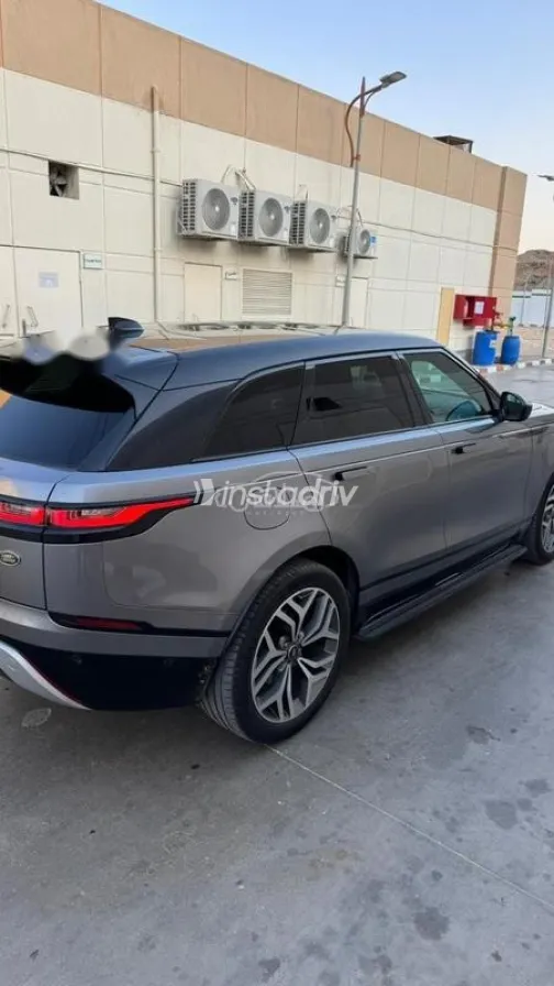 لاند روفر رنج روفر 2020 بترولي مستعملة للبيع - 1