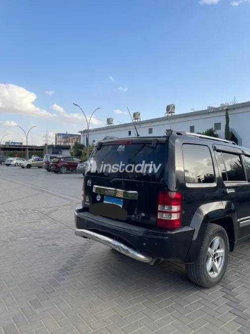 Jeep Cherokee 2009 Black Used for Sale - 2