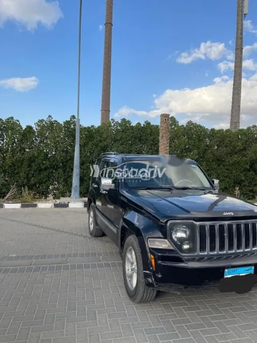 Jeep Cherokee 2009 Black Used for Sale - 5