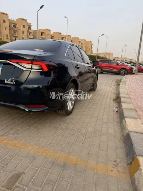 تويوتا كورولا 2024 أبيض مستعملة للبيع - 5