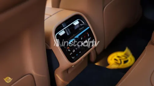 Mercedes E 200 2025 Black Used for Sale - 7