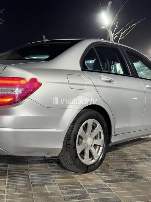 مرسيدس C 180 2012 فضي مستعملة للبيع - 9