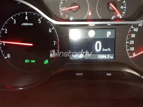 Opel Grandland 2021 White Used for Sale - 2