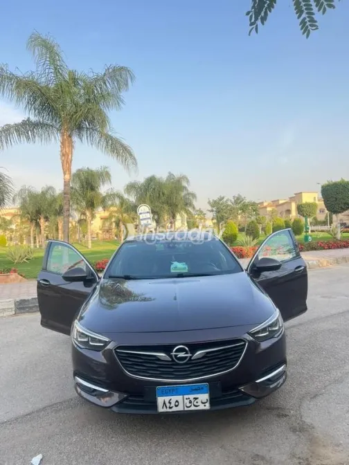 Opel Insignia 2018 White Used for Sale - 1