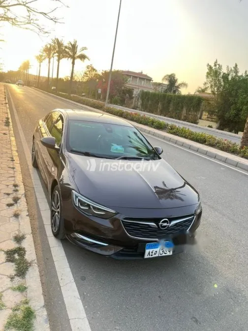 Opel Insignia 2018 White Used for Sale - 7