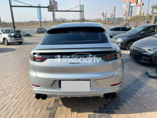 Porsche Cayenne S 2022 Silver Used for Sale - 4