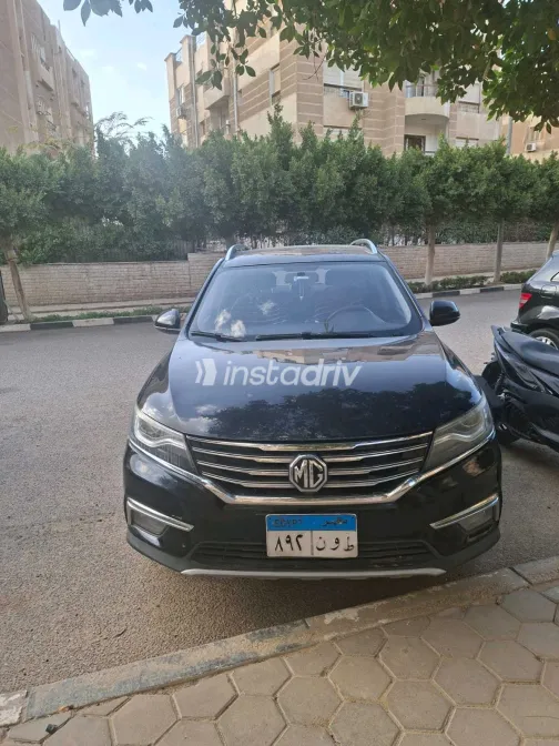 MG Rx5 2019 White Used for Sale - 2