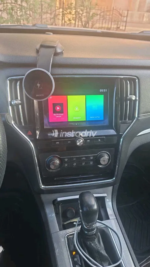 MG Rx5 2019 White Used for Sale - 5