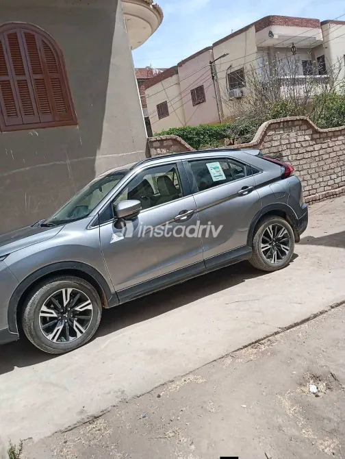 Mitsubishi Eclipse 2025 White Used for Sale - 1