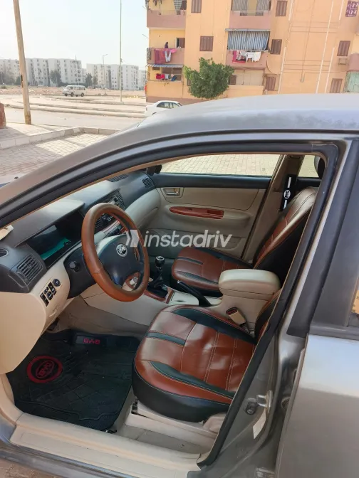 بى واى دى‬ F3 2016 أبيض مستعملة للبيع - 1