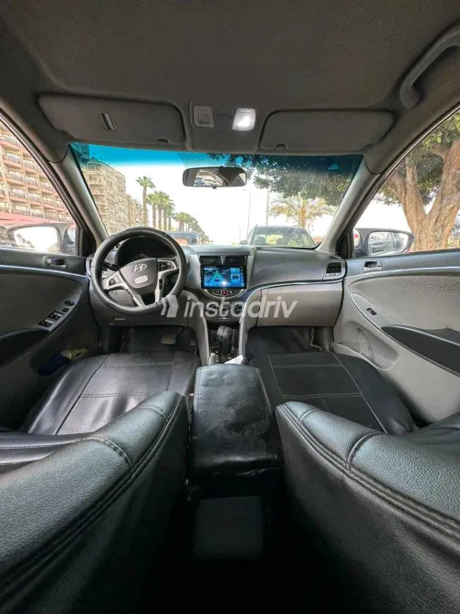 Hyundai Accent RB 2015 White Used for Sale - 3