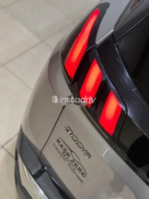 بيجو 3008 2020 فضي مستعملة للبيع - 3