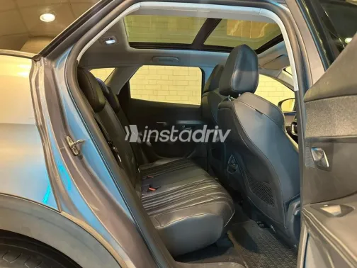 بيجو 3008 2020 فضي مستعملة للبيع - 4