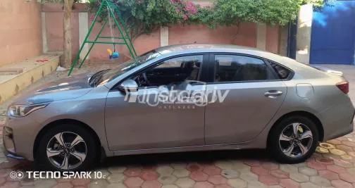 كيا جراند سيراتو 2020 أبيض مستعملة للبيع - 4