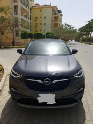 اوبل جراند لاند 2019 رمادي غامق مستعملة للبيع
