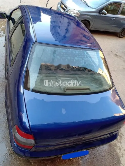 فيات سينا 2001 أزرق مستعملة للبيع - 2