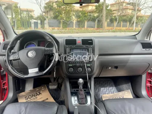 فولكس فاغن جولف 5 2009 أحمر مستعملة للبيع - 7