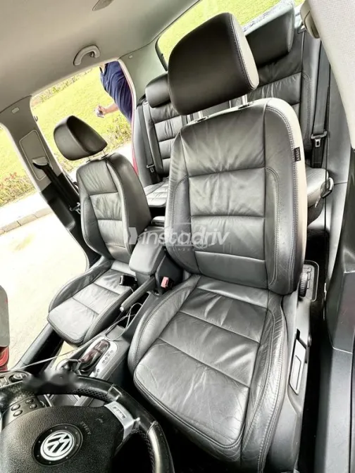 فولكس فاغن جولف 5 2009 أحمر مستعملة للبيع - 10