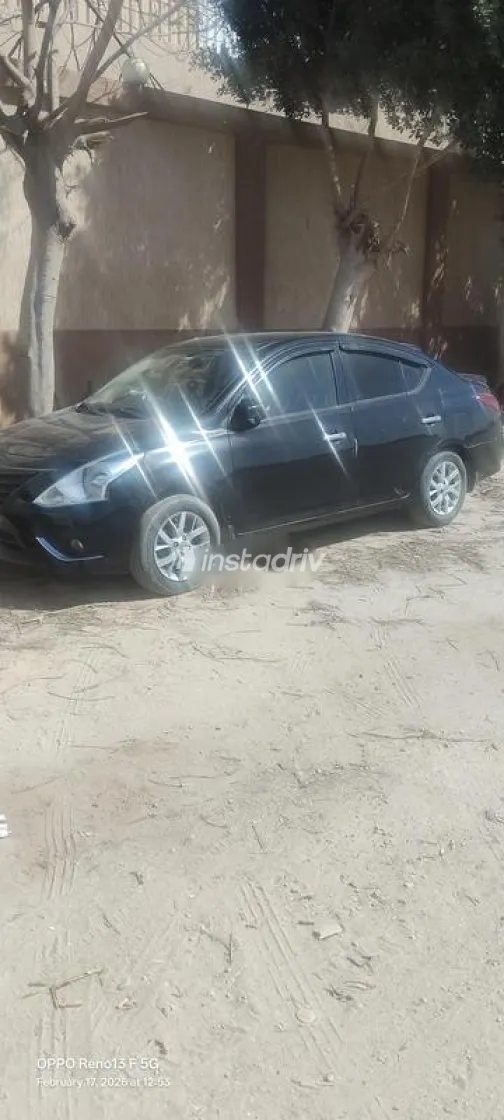 Nissan Sunny 2016 Black Used for Sale - 1
