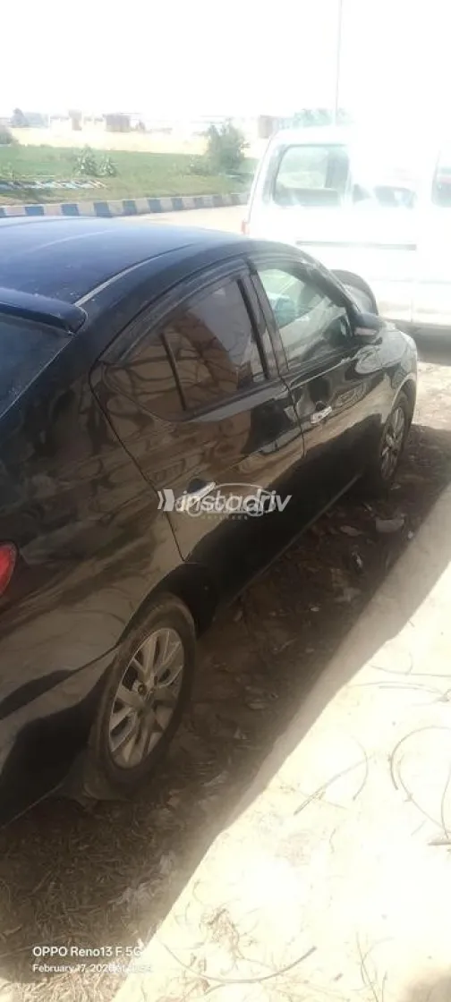 Nissan Sunny 2016 Black Used for Sale - 3