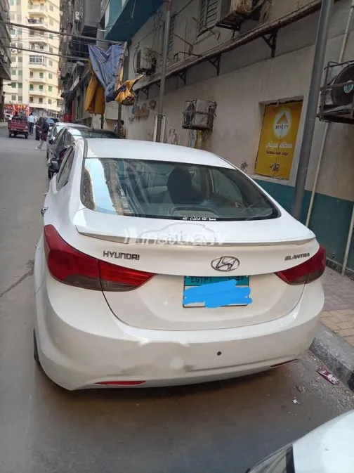 Hyundai Elantra MD 2012 White Used for Sale - 7
