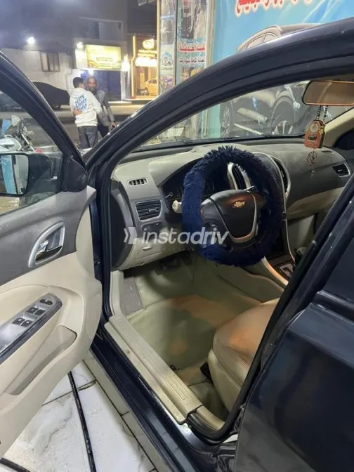 Chevrolet Optra 2020 White Used for Sale - 3