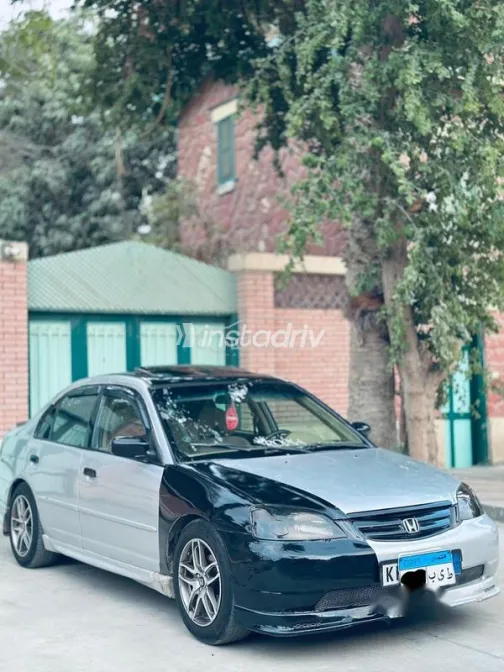 هوندا سيفك 2003 فضي مستعملة للبيع - 2