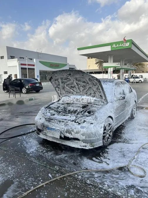 هوندا سيفك 2003 فضي مستعملة للبيع - 5