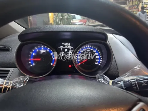 Hyundai Elantra MD 2013 White Used for Sale - 7