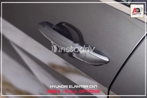 Hyundai Elantra 2024 Gray Used for Sale - 9