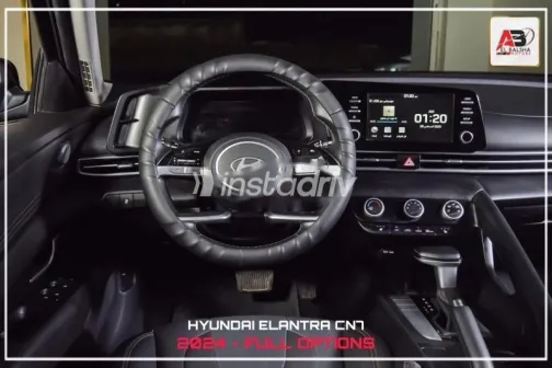 Hyundai Elantra 2024 Gray Used for Sale - 10